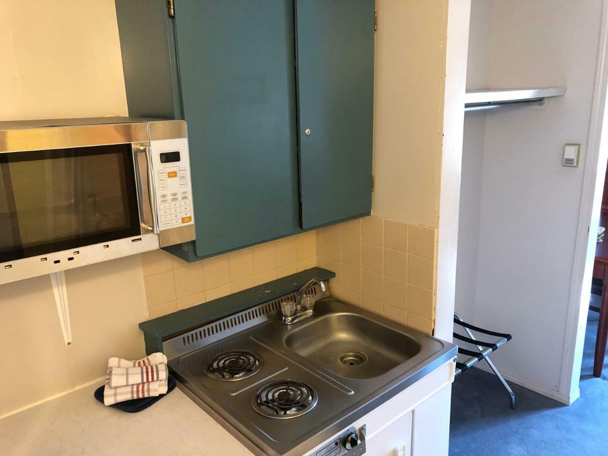 Akai Motel Canmore Kültér fotó